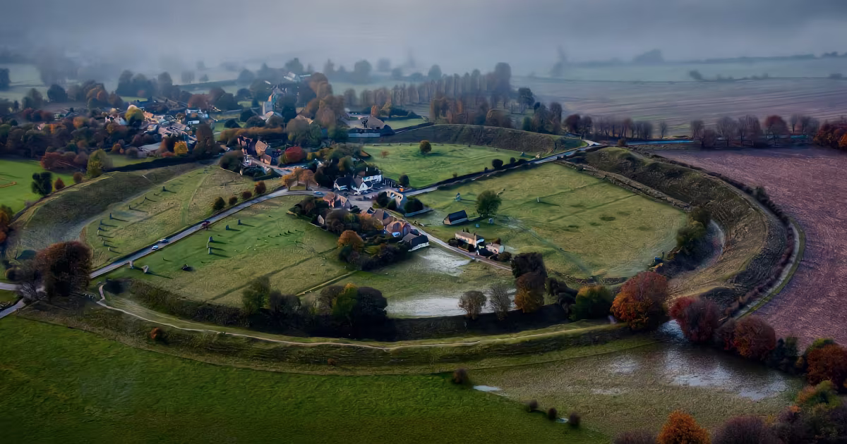 AVEBURY